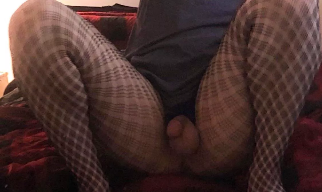 Can I be your toy?🙈(25)