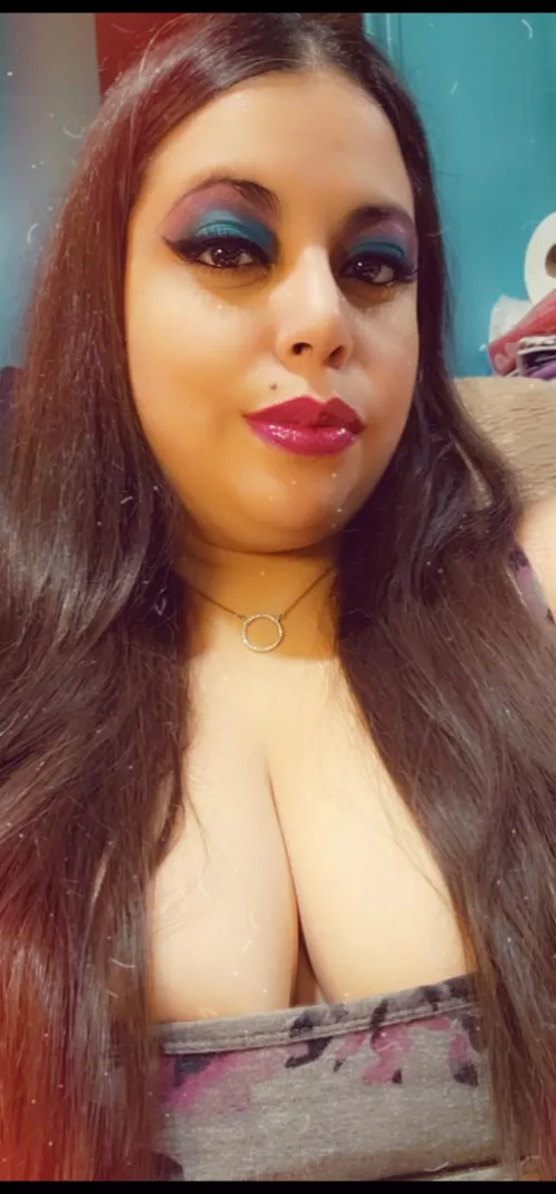 Can I be yours? 💜