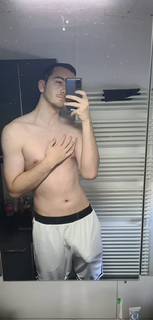 can I go for a run in these pants?😌