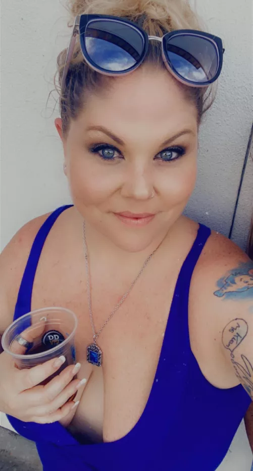 Can I help you daddy💋