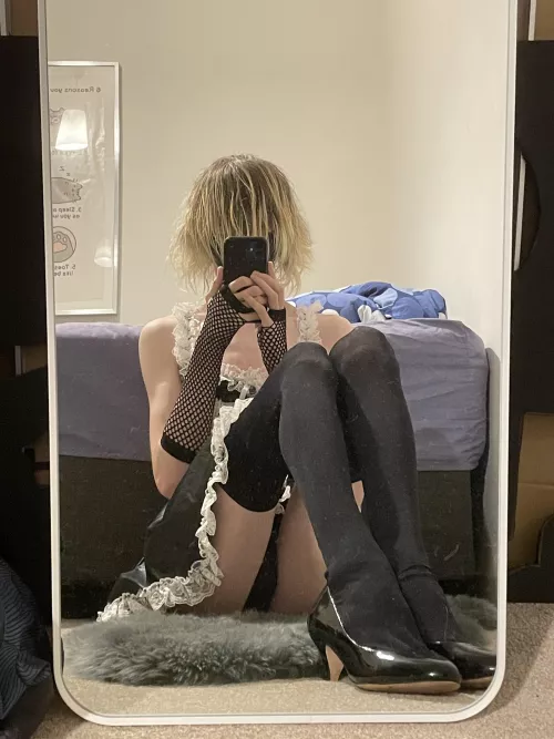 Can I pls be your maid 🥺👉👈