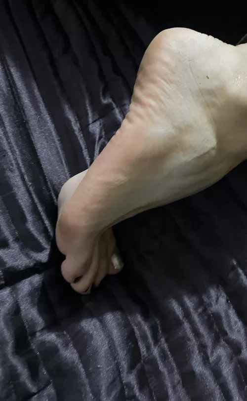 Can I put my foot on your face? π