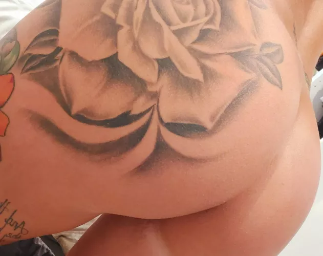 can I ride your face 🙊