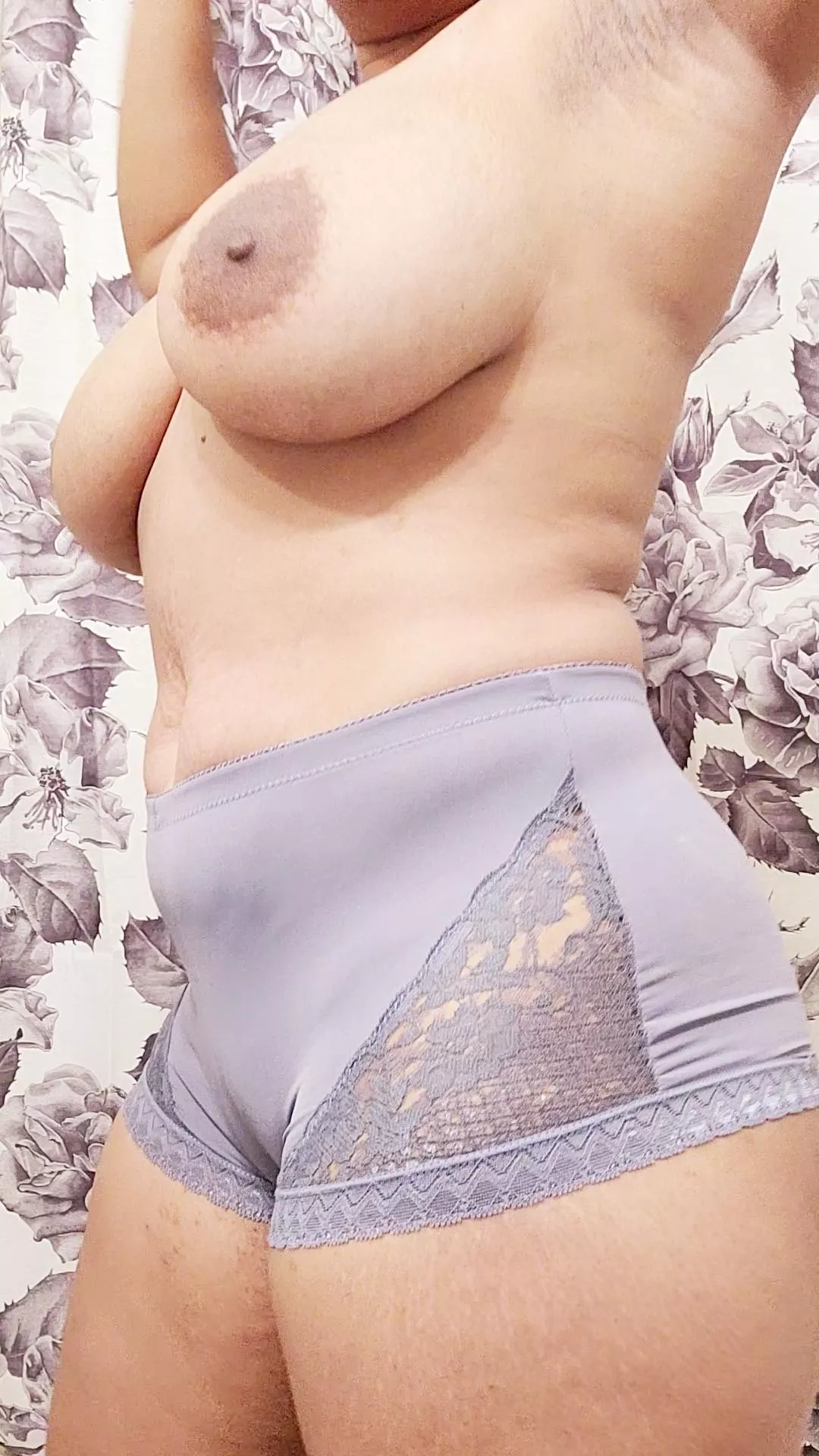 can I send you pics like this can I send you pics like this