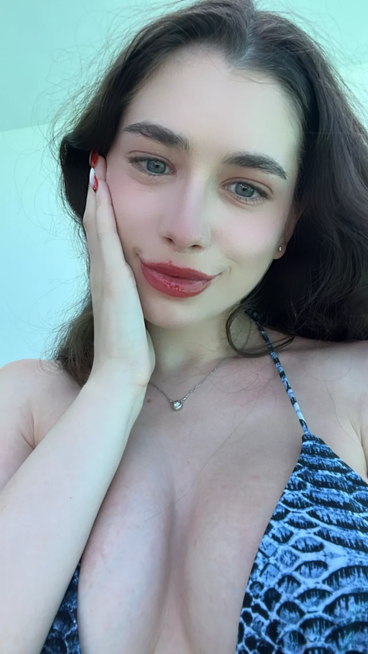 Can I show you moreeee? I’m bein so bad