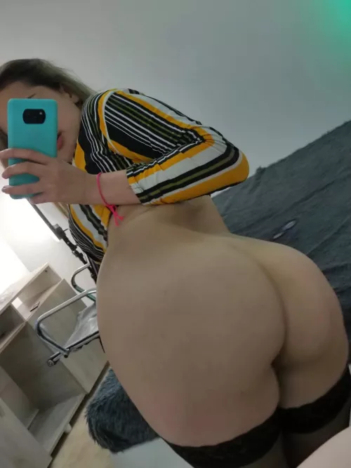 can i siy on your face?