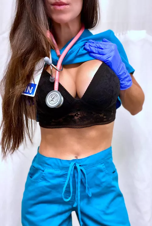 Can you be my patient tonight? My tits need some attention😈