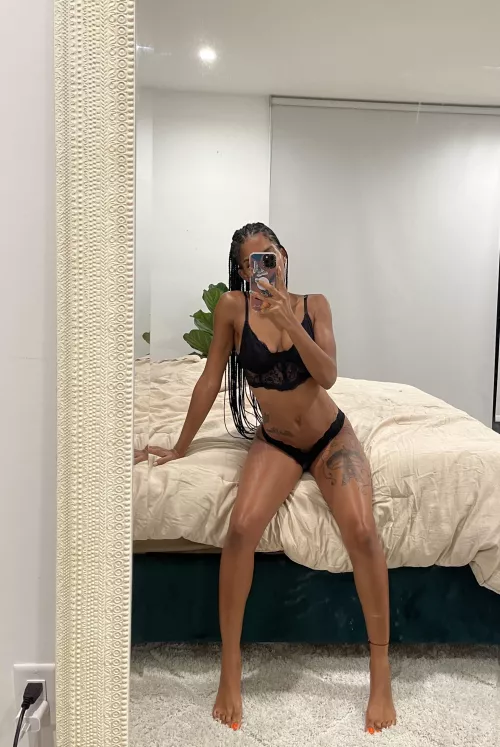 Can you come rip these panties off baby? I promise you can keep them afterwards π