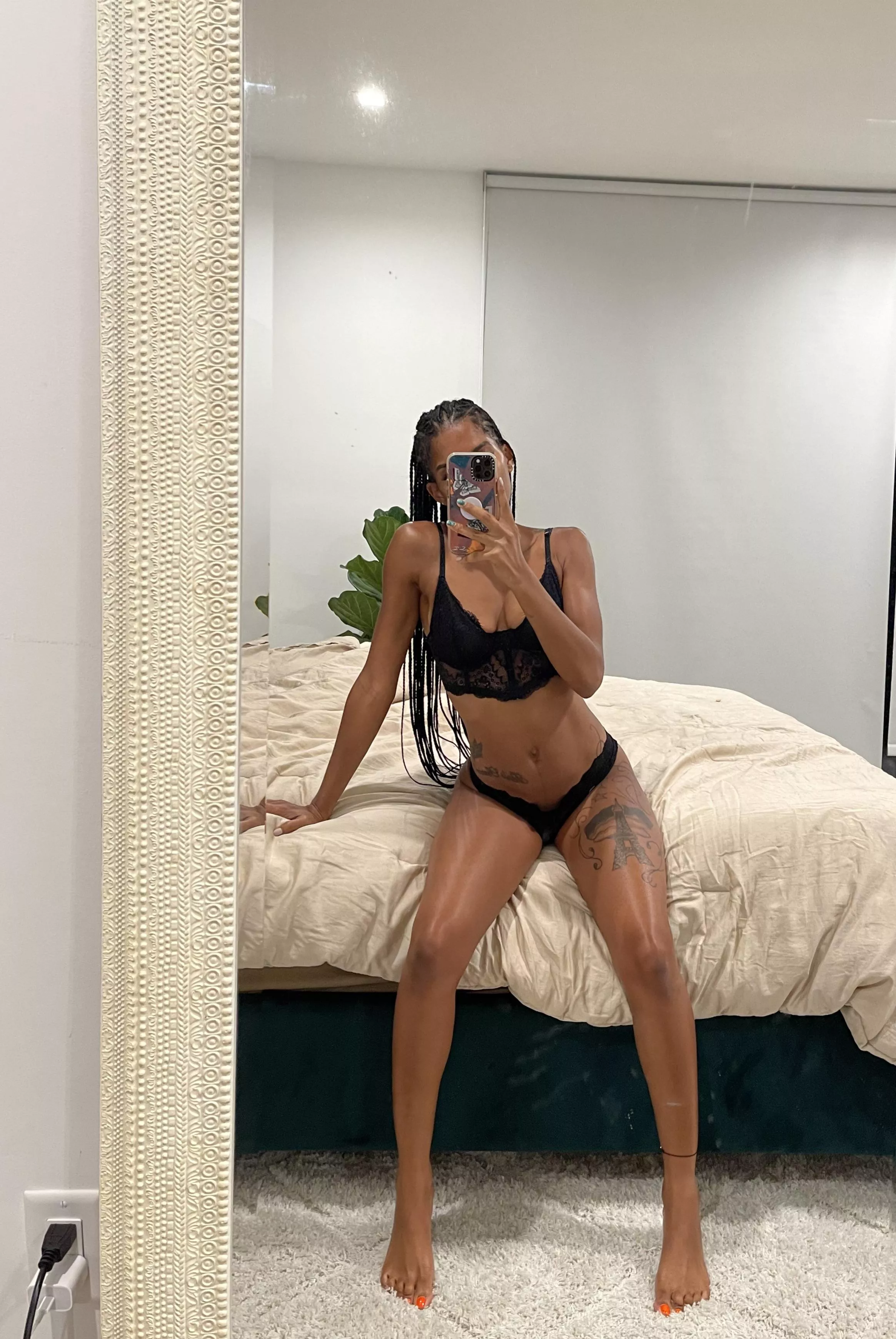 Can you come rip these panties off baby? I promise you can keep them afterwards 😇