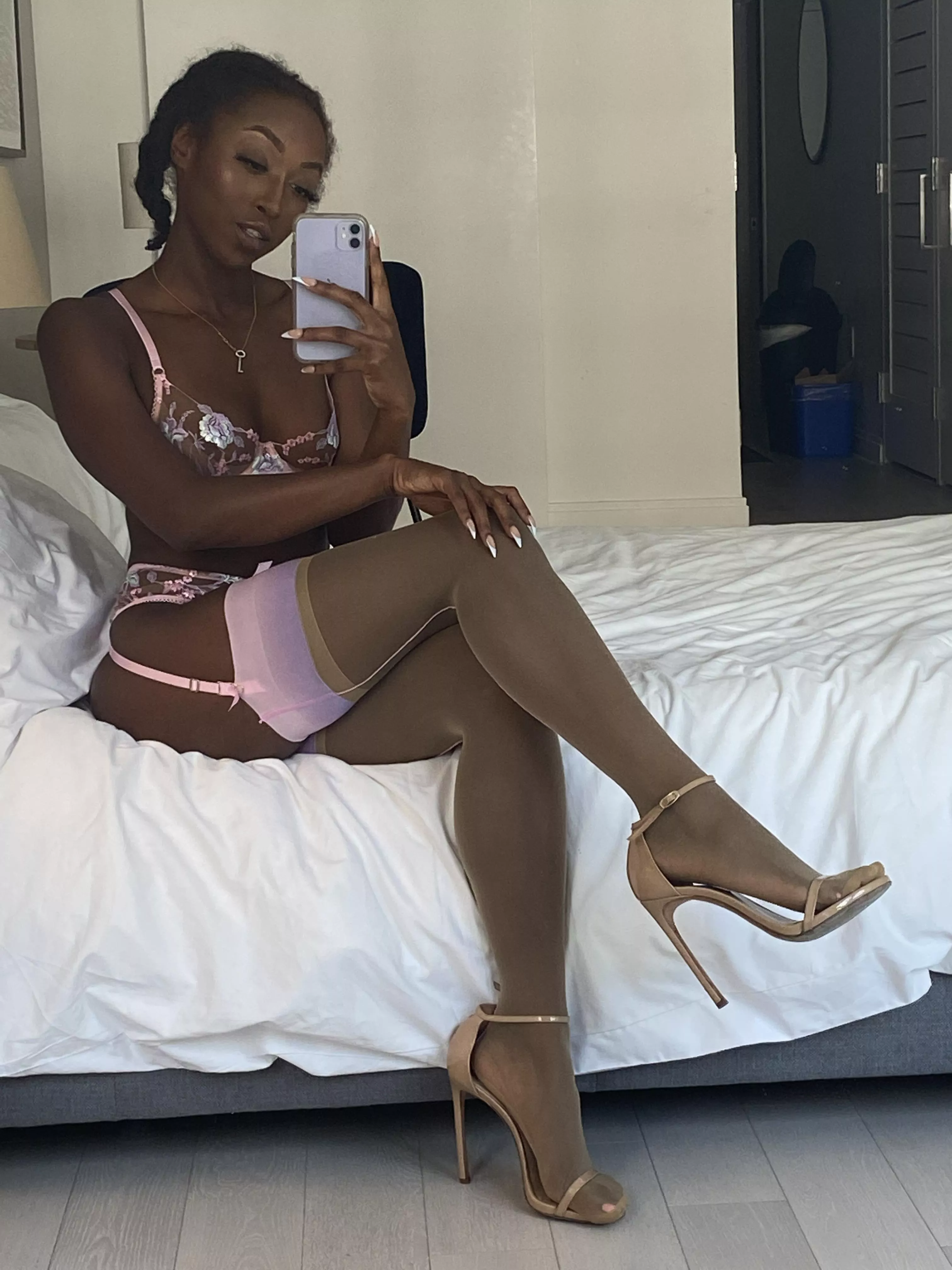 Can't help but feeling sexy in this 💖