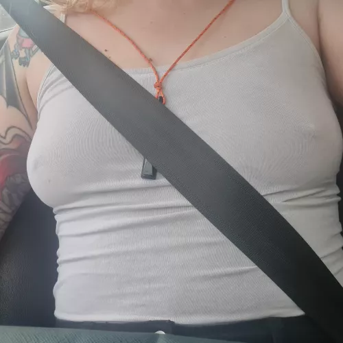 Car boobs 🚘