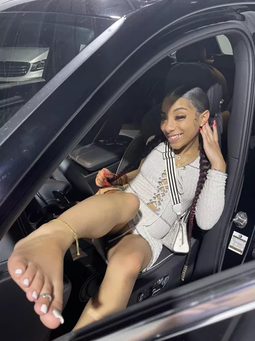Car foot pic😊