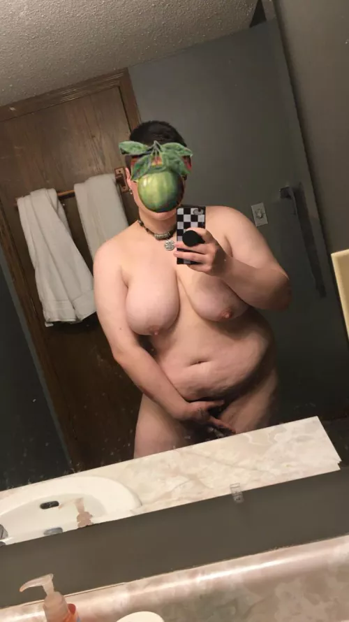 Casual tipsy Thurds/y nude