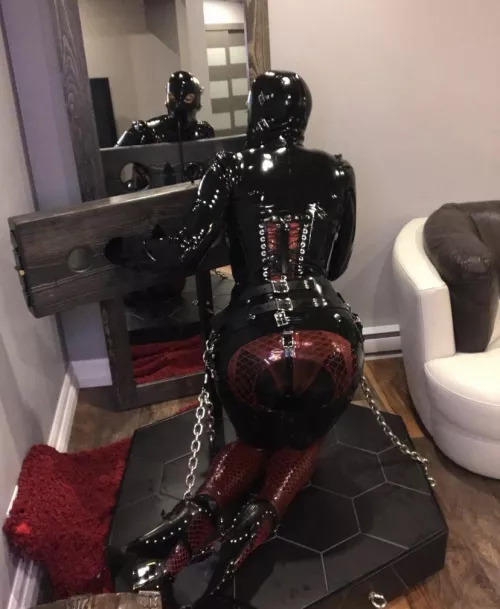 [CD] This rubberdoll is in trouble!