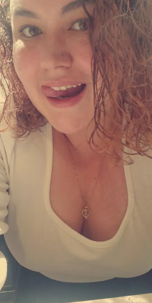 Choke me like you hate me, but you love me