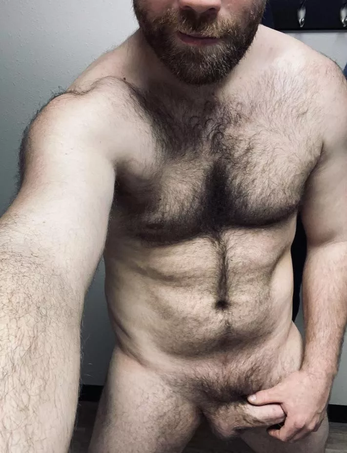 Clothing is optional on Sundays….who wants to join this 6’5” dadbod?