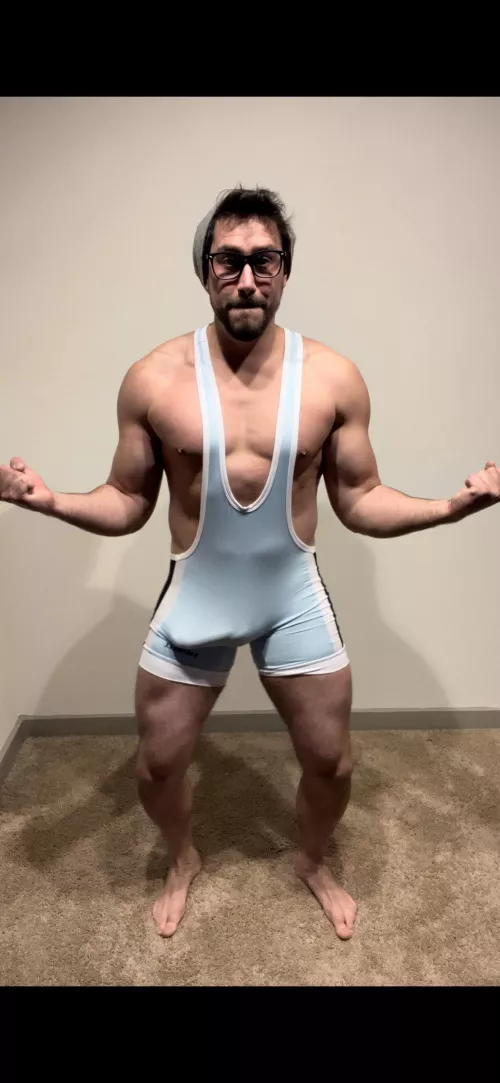 Coach is in and ready for your lessons… step up.