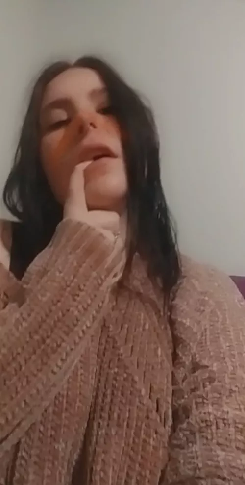 Come check me out for free at the link below β€π gfe, customs, dick ratings, lots of content, kink friendly and very interactive