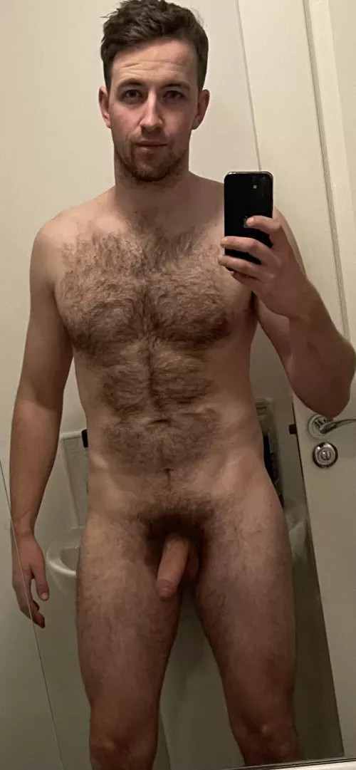 Come get my cock hard in this shower?