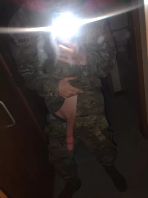 come here so I can drain my nuts