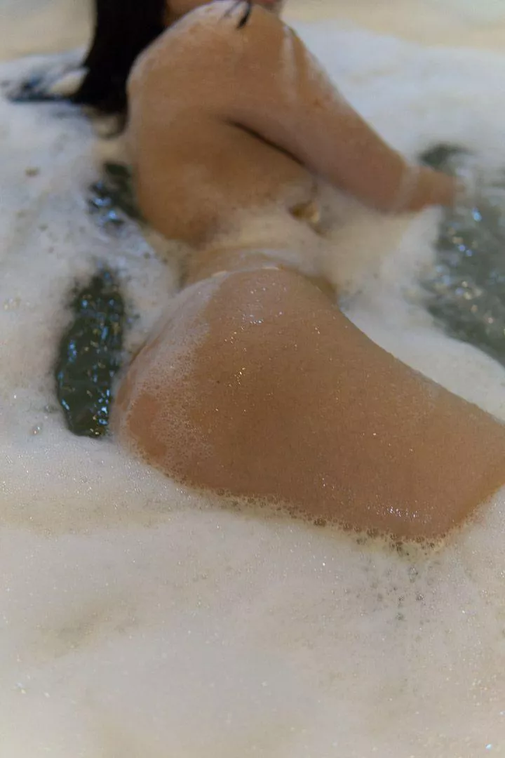 Come take a bath with me