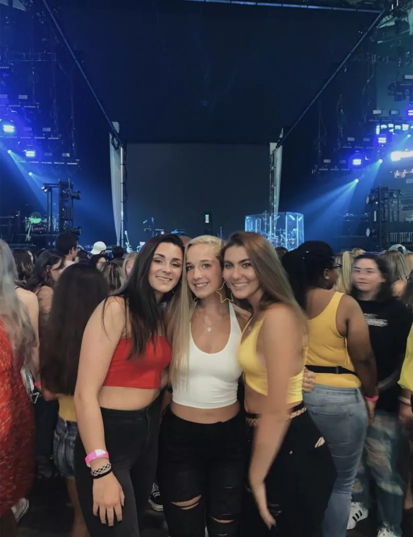 Concert girls? Dm for more