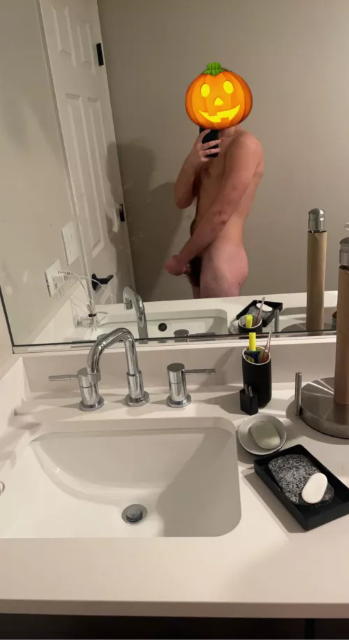Could any one give me an honest opinion about my dick lol?