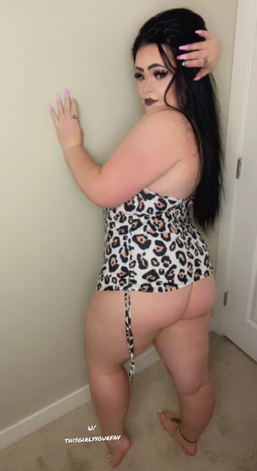 Could I get away with wearing this tank top as a dress? 🥵