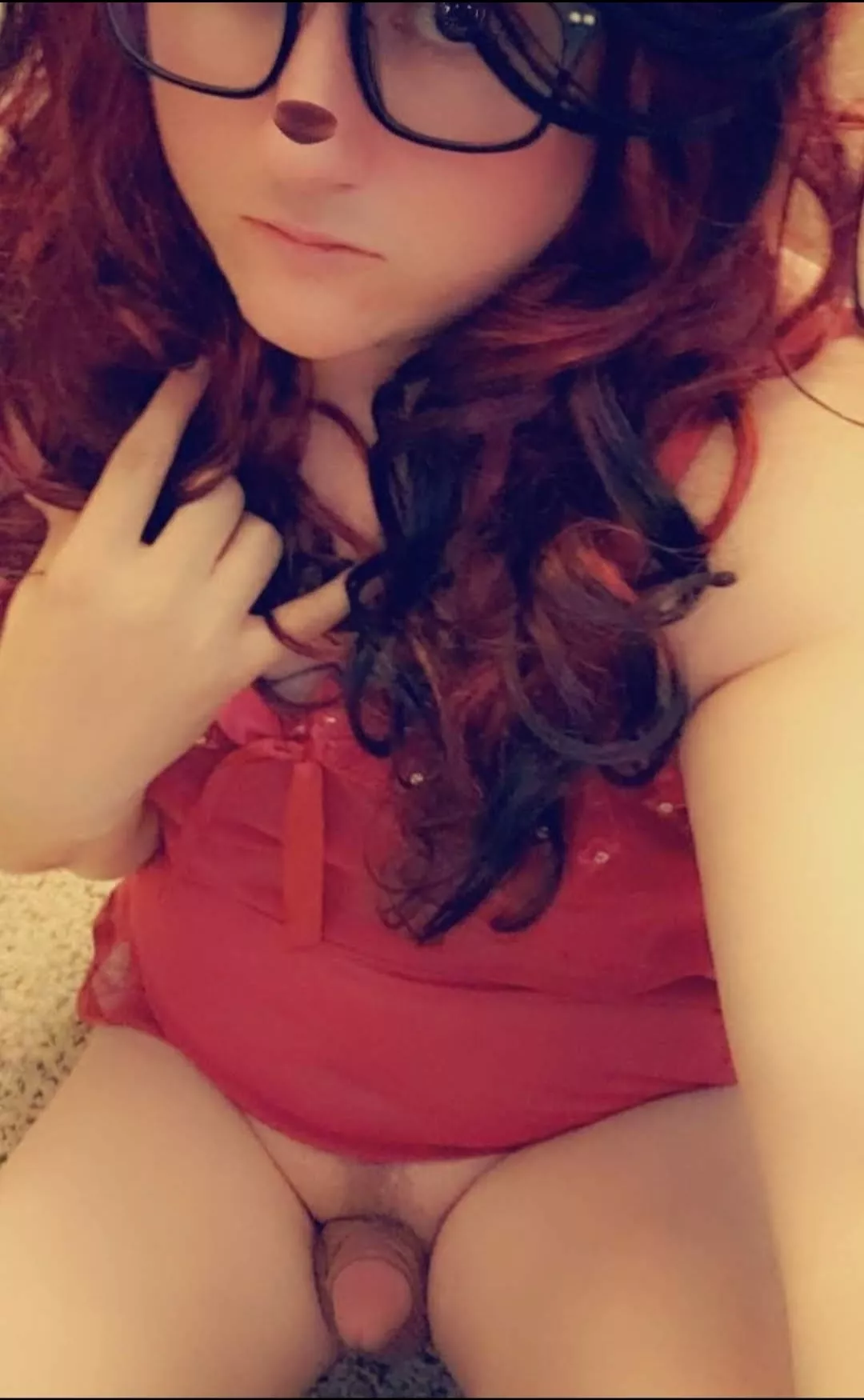 Craving something between my lips tonight 🤤 Can anyone help?