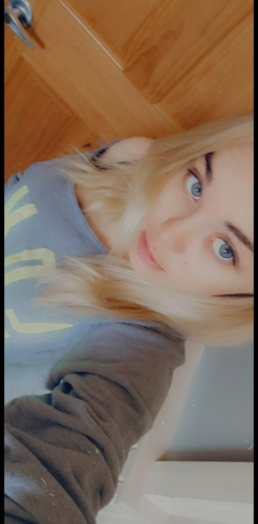 cum find my topless pictures 💋