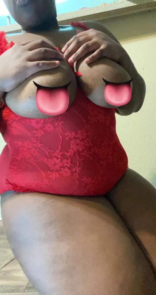 CUM HAVE FUN WITH ME ON ONLYFANS! ONLY $5.99 FOR 30 days or 35% OFF FOR 3 MONTHS👅 VIDEO REQUESTS AND PERSONAL CONTENT WELCOME! NO PPV! DAILY POSTS AND OVER 200 PICS/VIDEOS ALREADY UP! Solo AND COUPLE VIDEOS! FEET PICS AND WHIP CREAM PLAY 😈 LINK BEL