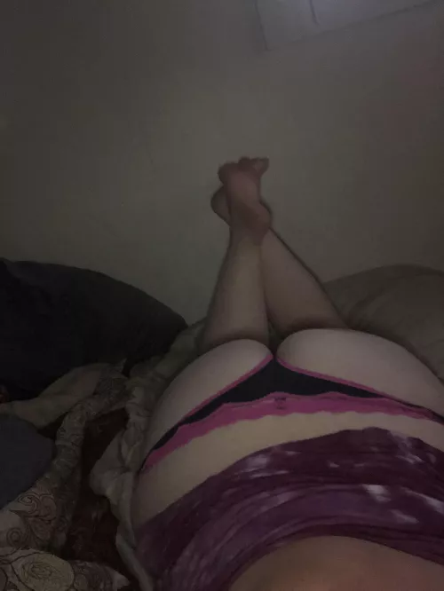 Cum have some fun with us 😉xoxo 💋🍬🍡🍭