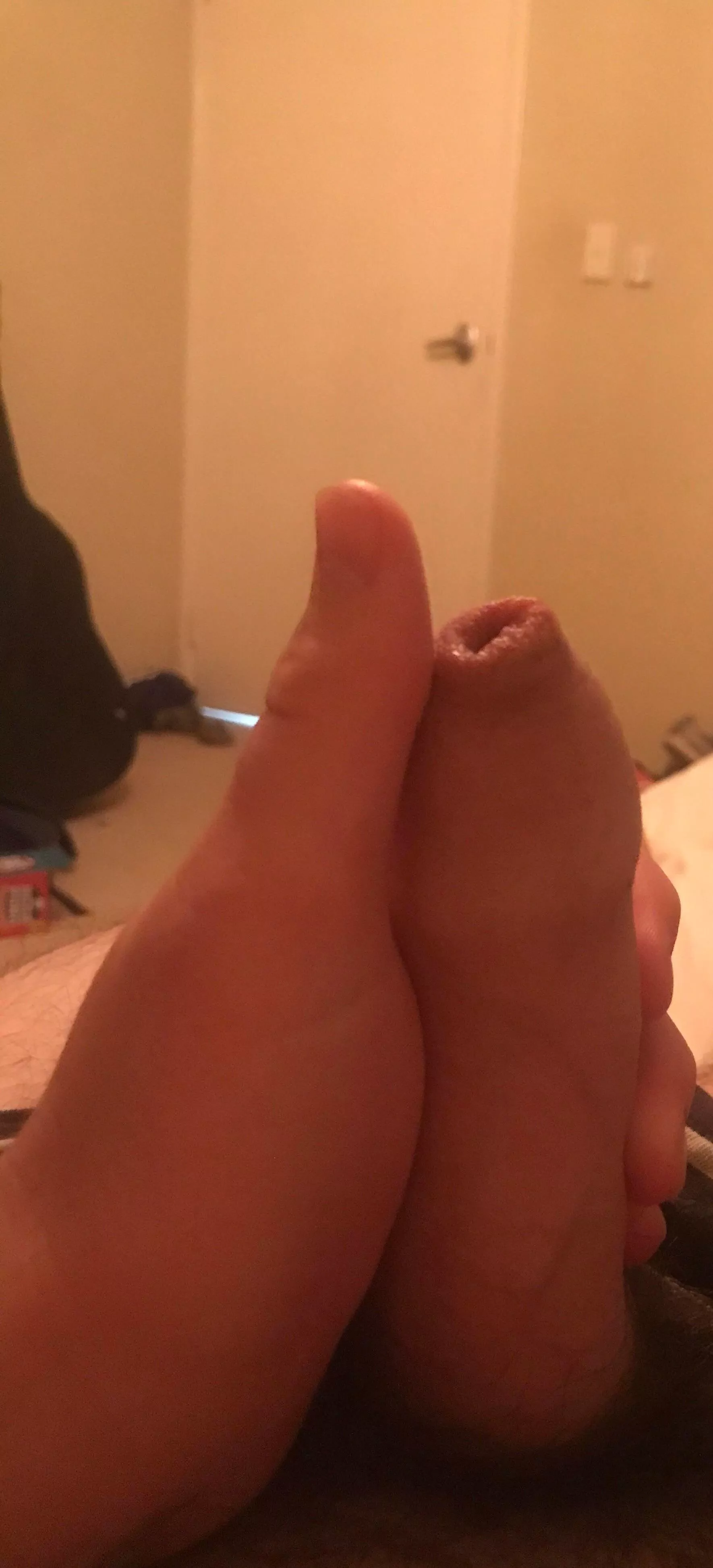 Cum make fun of my little sissy dick, dms open