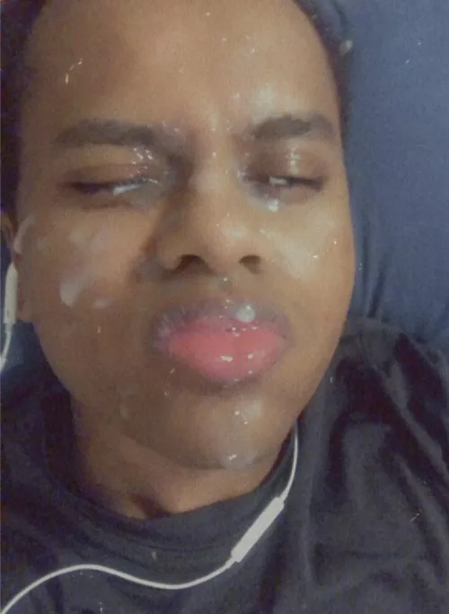 Cummed on my big lips