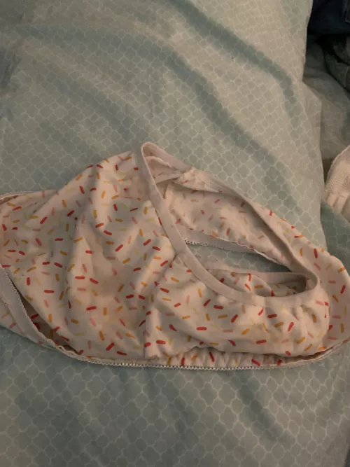 Cumming on Sister’s panties.