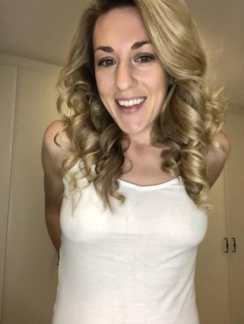 Curly & comfy 🥰 (f31)