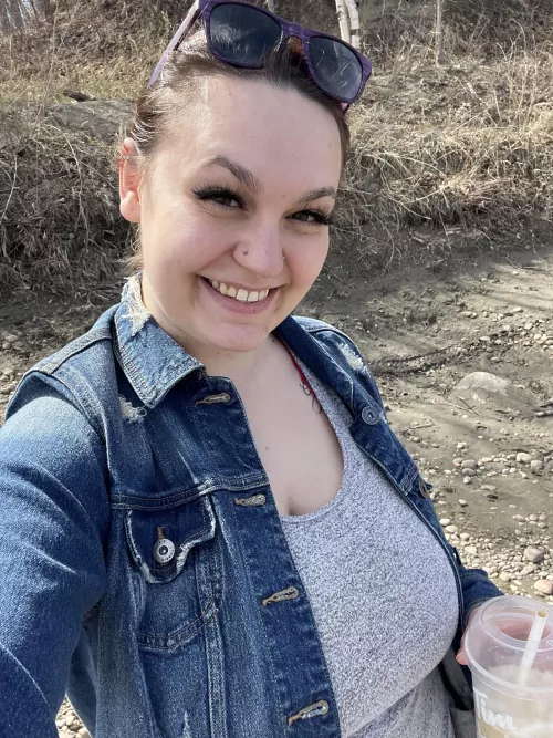 Cute spring walks by the river! [F]