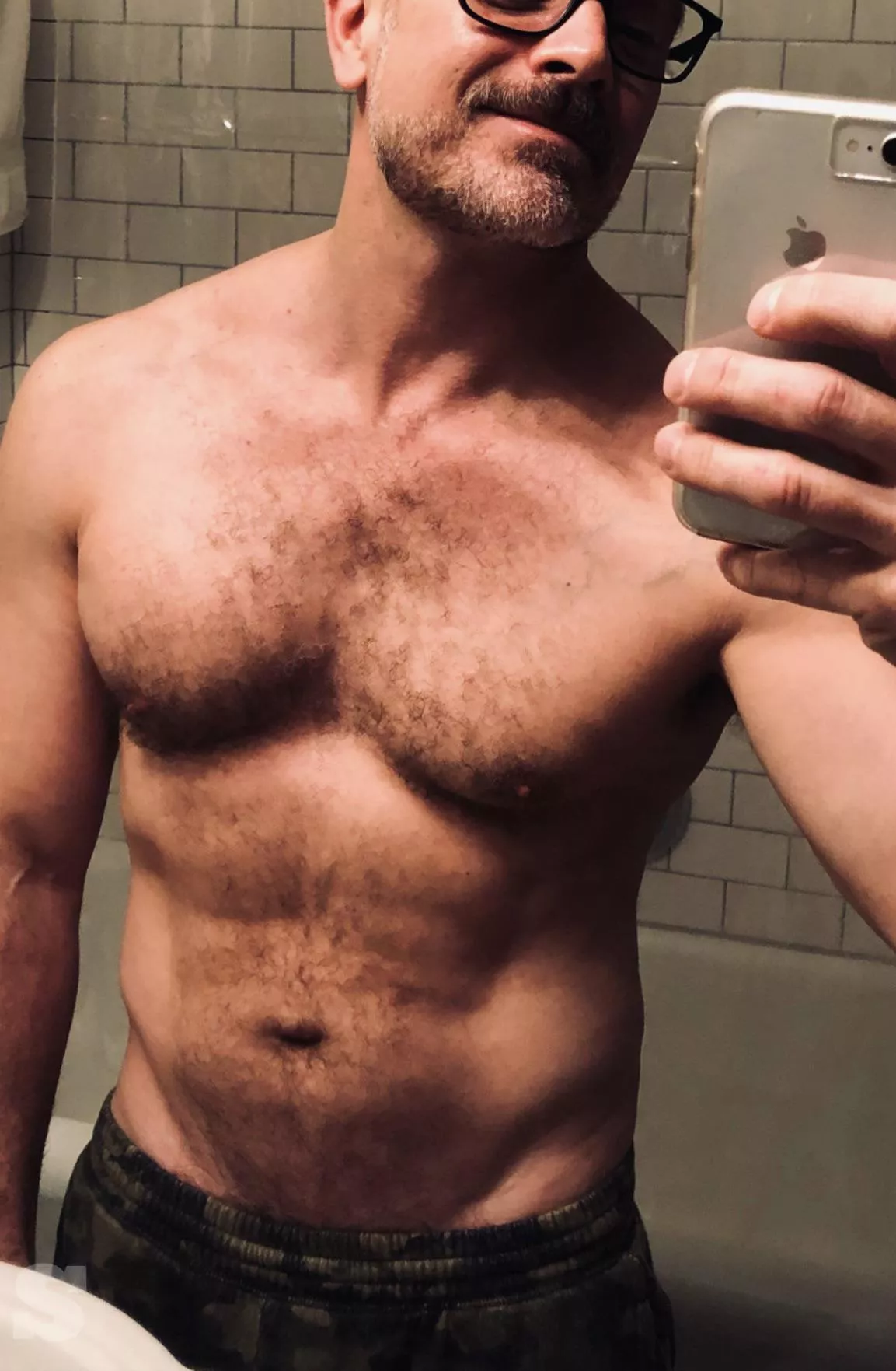 Dad, 48, looking for his boys Dad, 48, looking for his boys