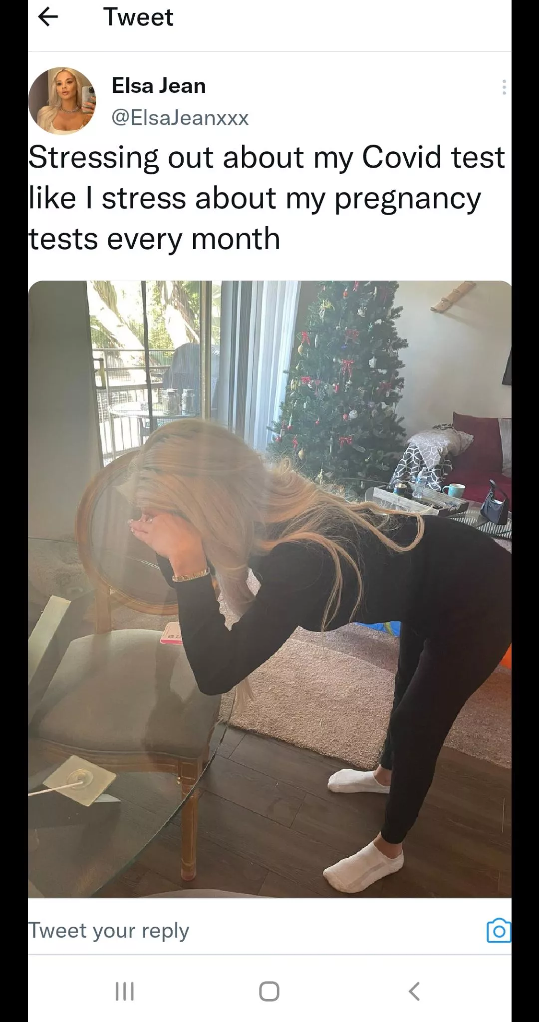 Damn elsa how many times are you getting filled up