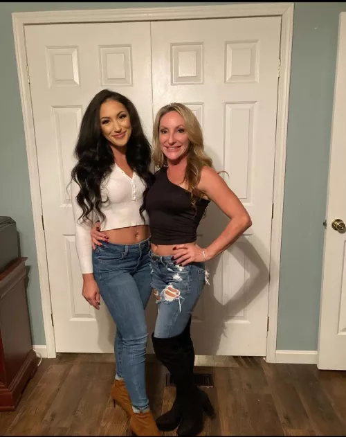 Daughter is a stripper, bet she learned it from the mum