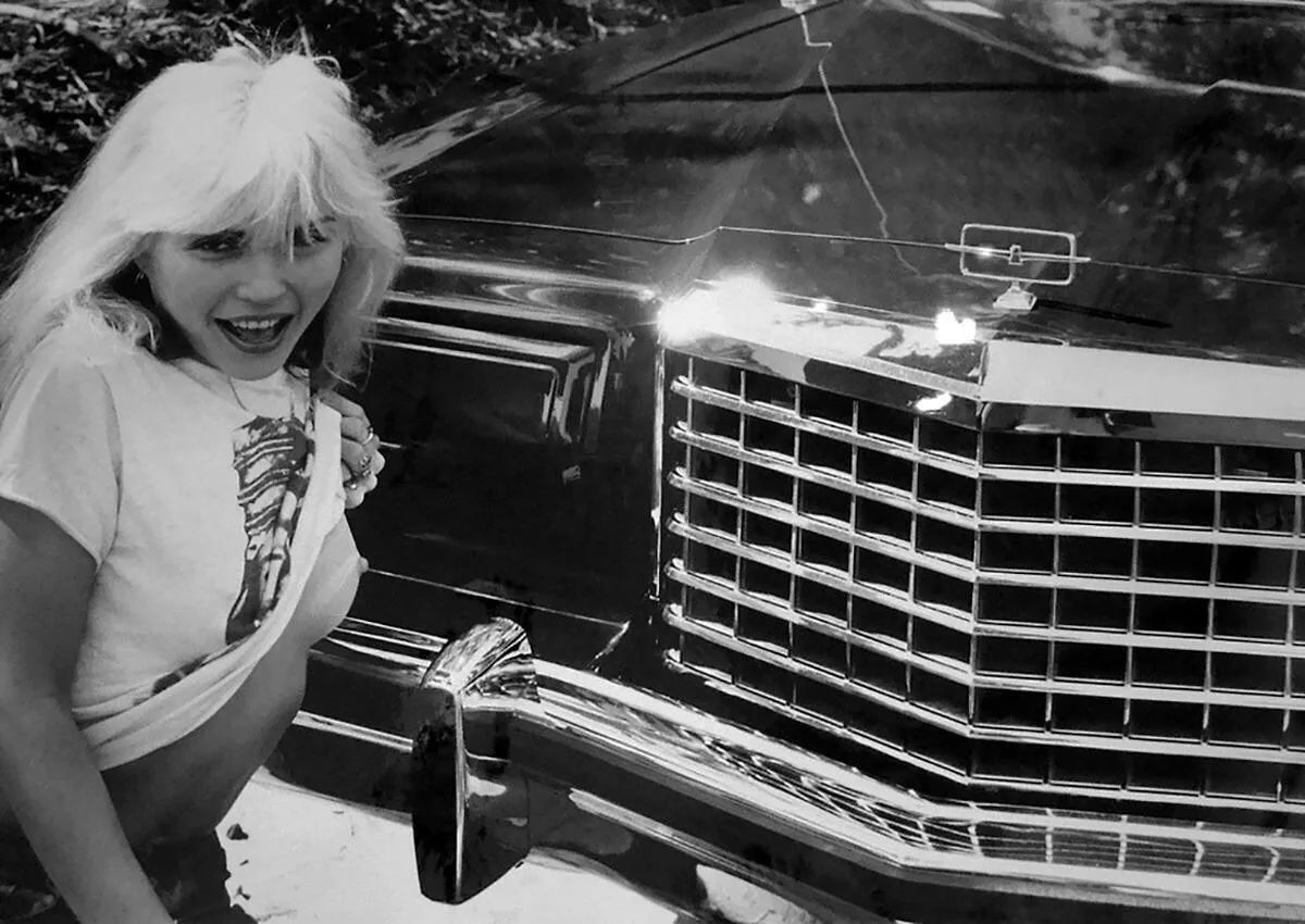 Debbie Harry, 1977