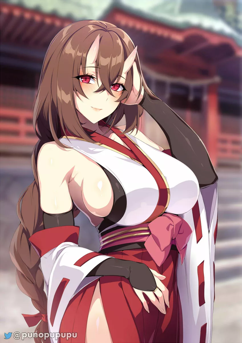 Demon Shrine Maiden
