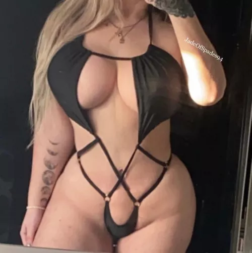 Did I make your cock THROB? 💦😈😉 💋 [OC]