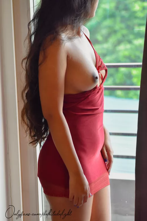 Did you miss me? i was busy [f]lashing to my lovely Neighbors😈