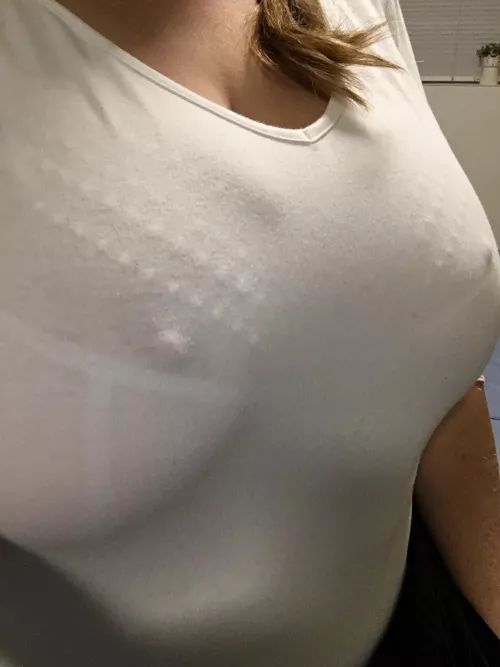 Didn’t realise my top was quite this see through when I went out today. Oopsie.