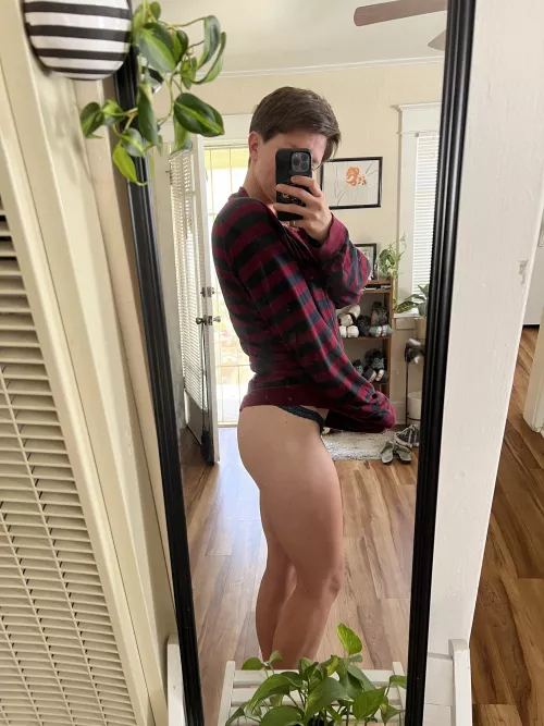 Disclaimer: if you take your clothes off in my house, I will steal them ✨