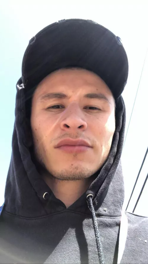 do you ever just mean mug yourself on ur selfie cam lol 😤