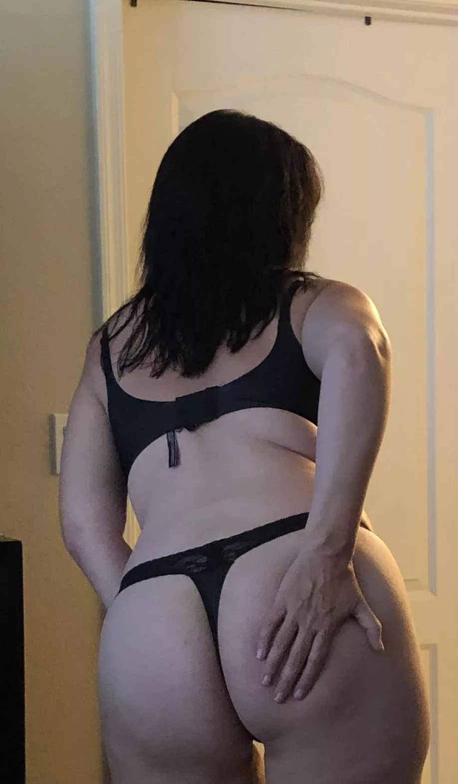 Do you guys like 47 yr old milfs here?