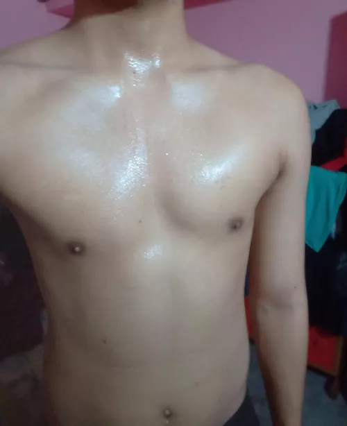 Do you like a sweaty twink?