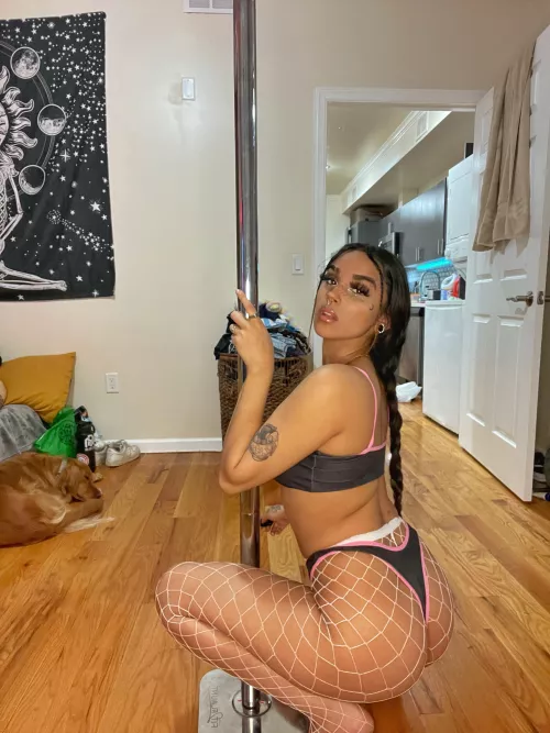 Do you like fishnets?💕